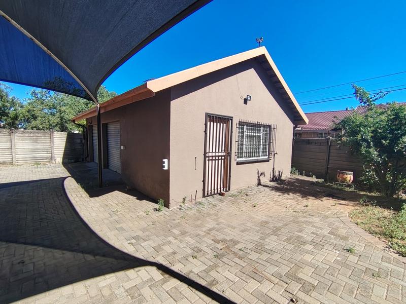 4 Bedroom Property for Sale in Vaalpark Free State